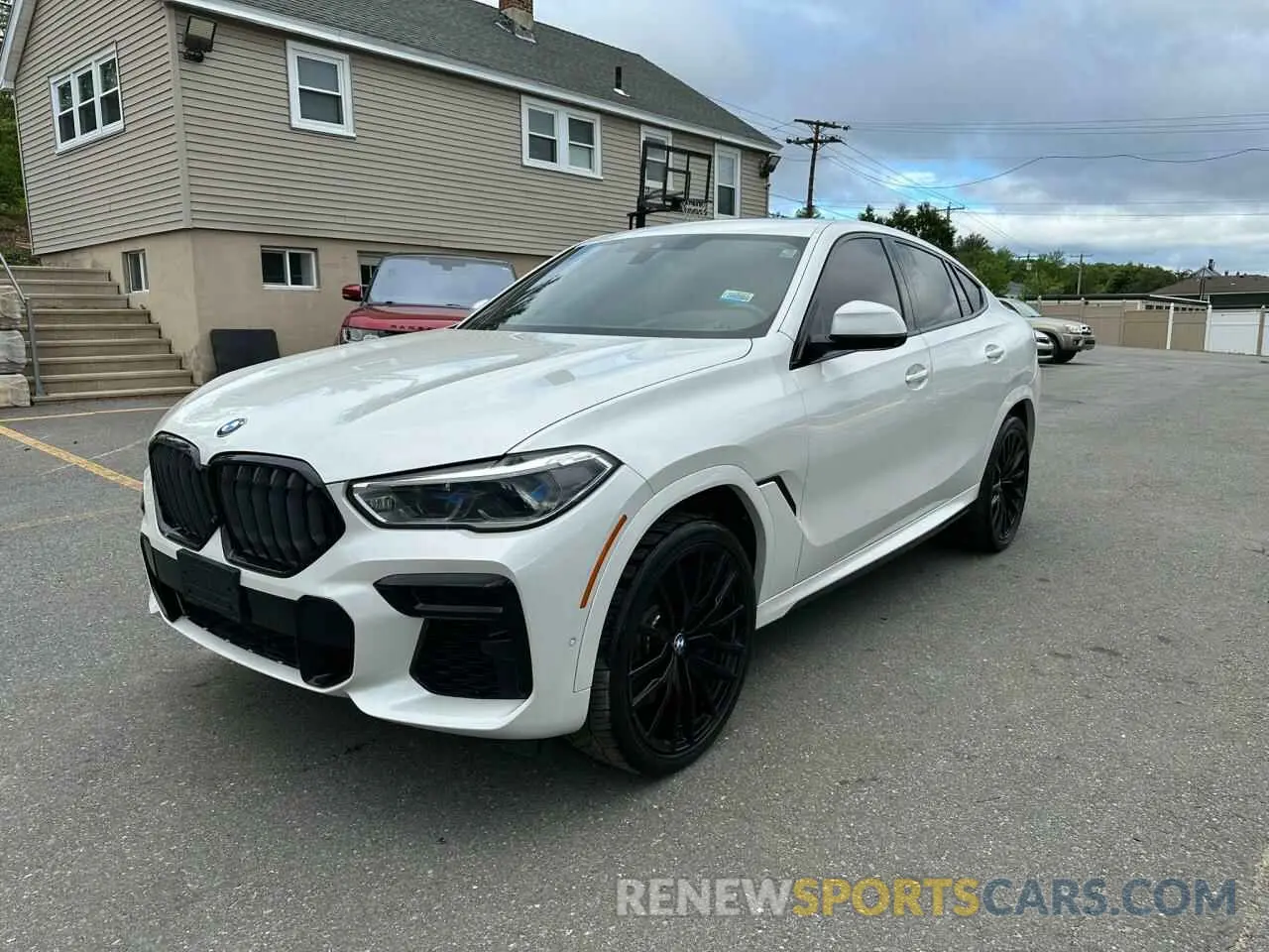 1 Photograph of a damaged car 5UXCY8C07N9J38801 BMW X6 2022