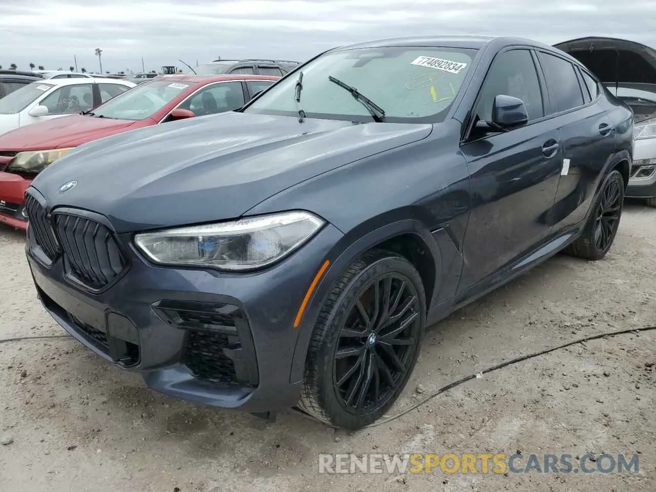 1 Photograph of a damaged car 5UXCY8C09N9L37672 BMW X6 2022