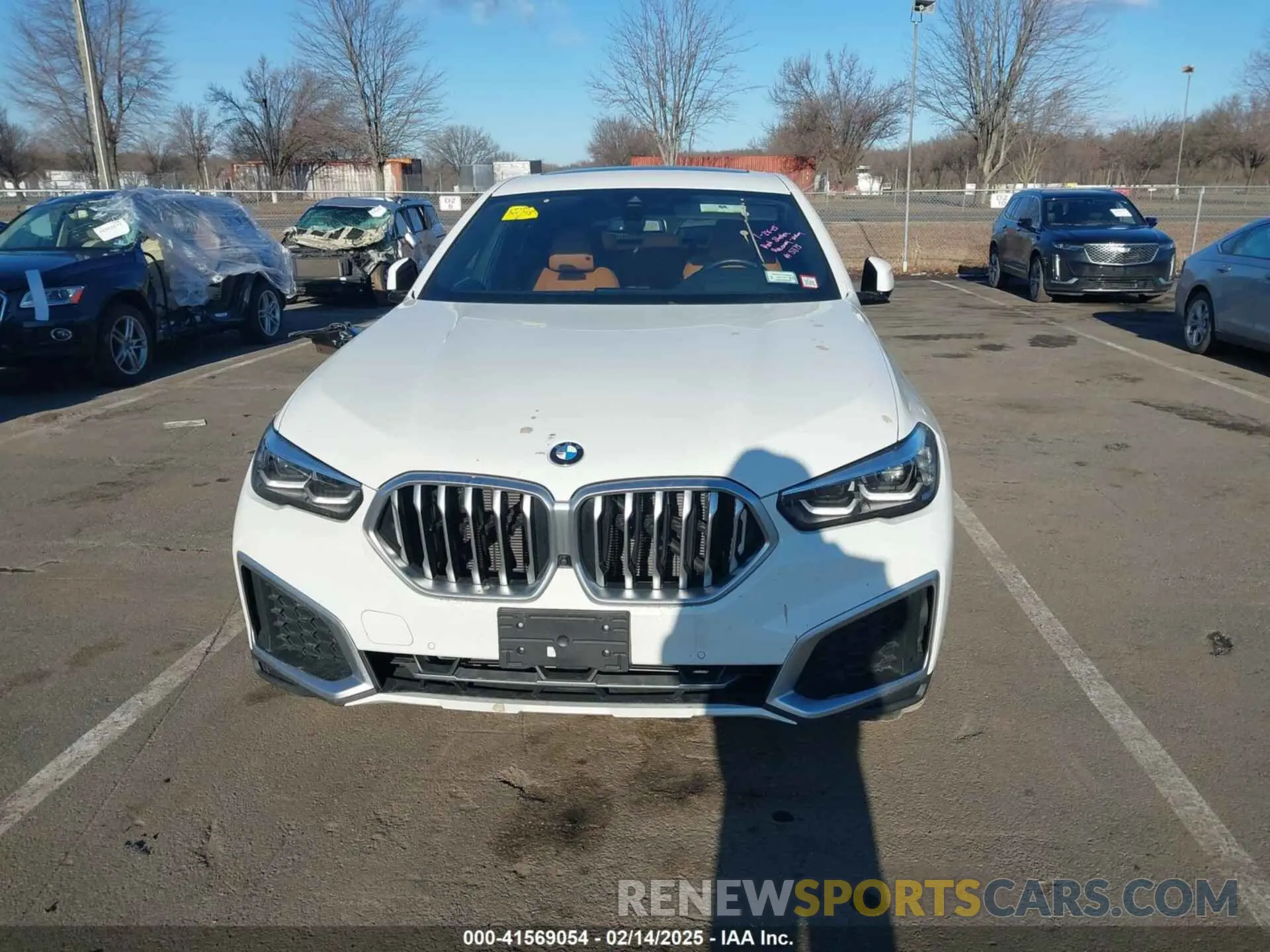 11 Photograph of a damaged car 5UXCY6C02P9P45373 BMW X6 2023