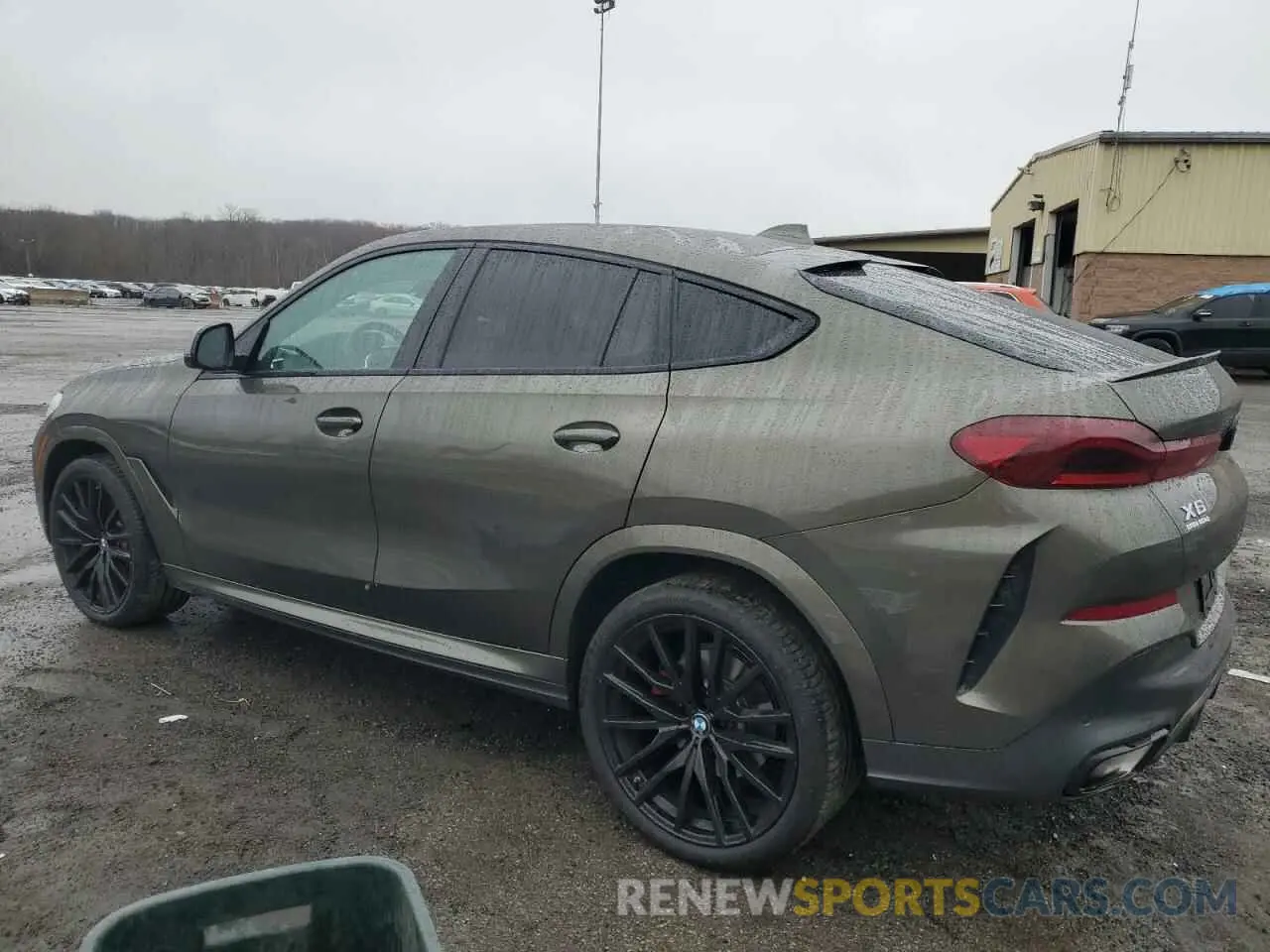 2 Photograph of a damaged car 5UXCY6C03P9P48220 BMW X6 2023