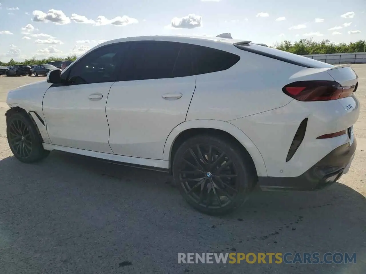 2 Photograph of a damaged car 5UXCY6C04P9P49005 BMW X6 2023