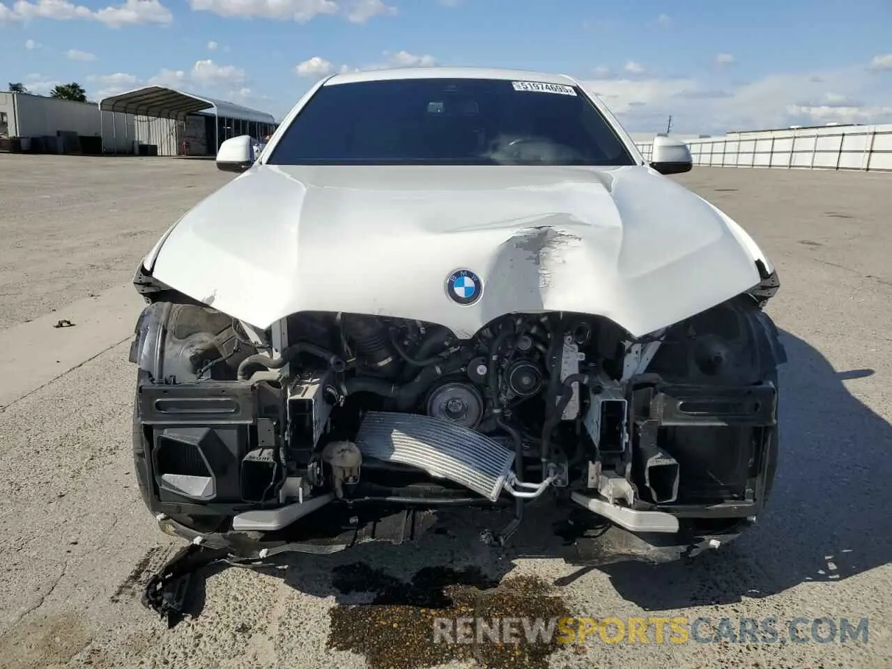 5 Photograph of a damaged car 5UXCY6C04P9P49005 BMW X6 2023