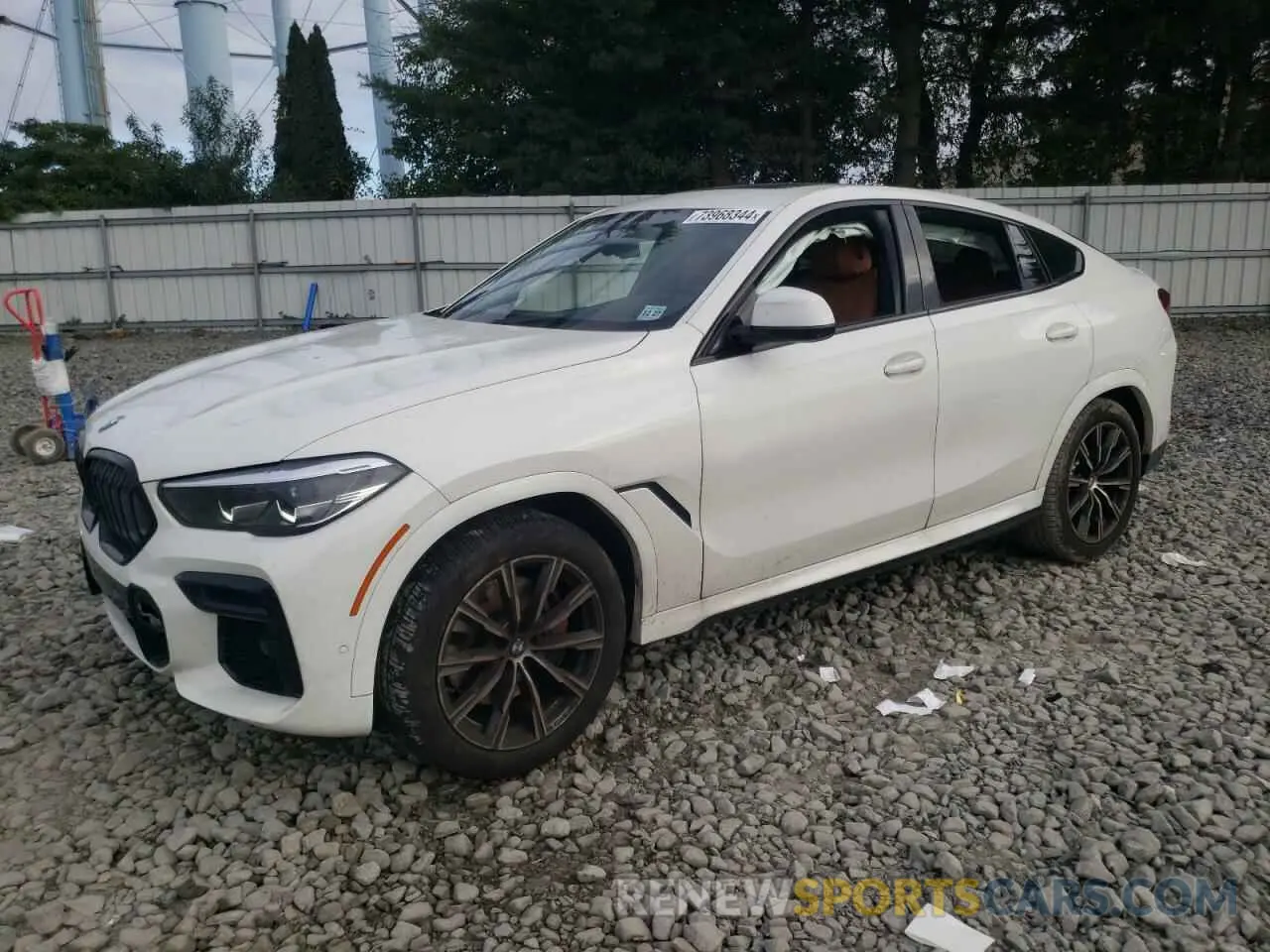 1 Photograph of a damaged car 5UXCY6C07P9P59558 BMW X6 2023