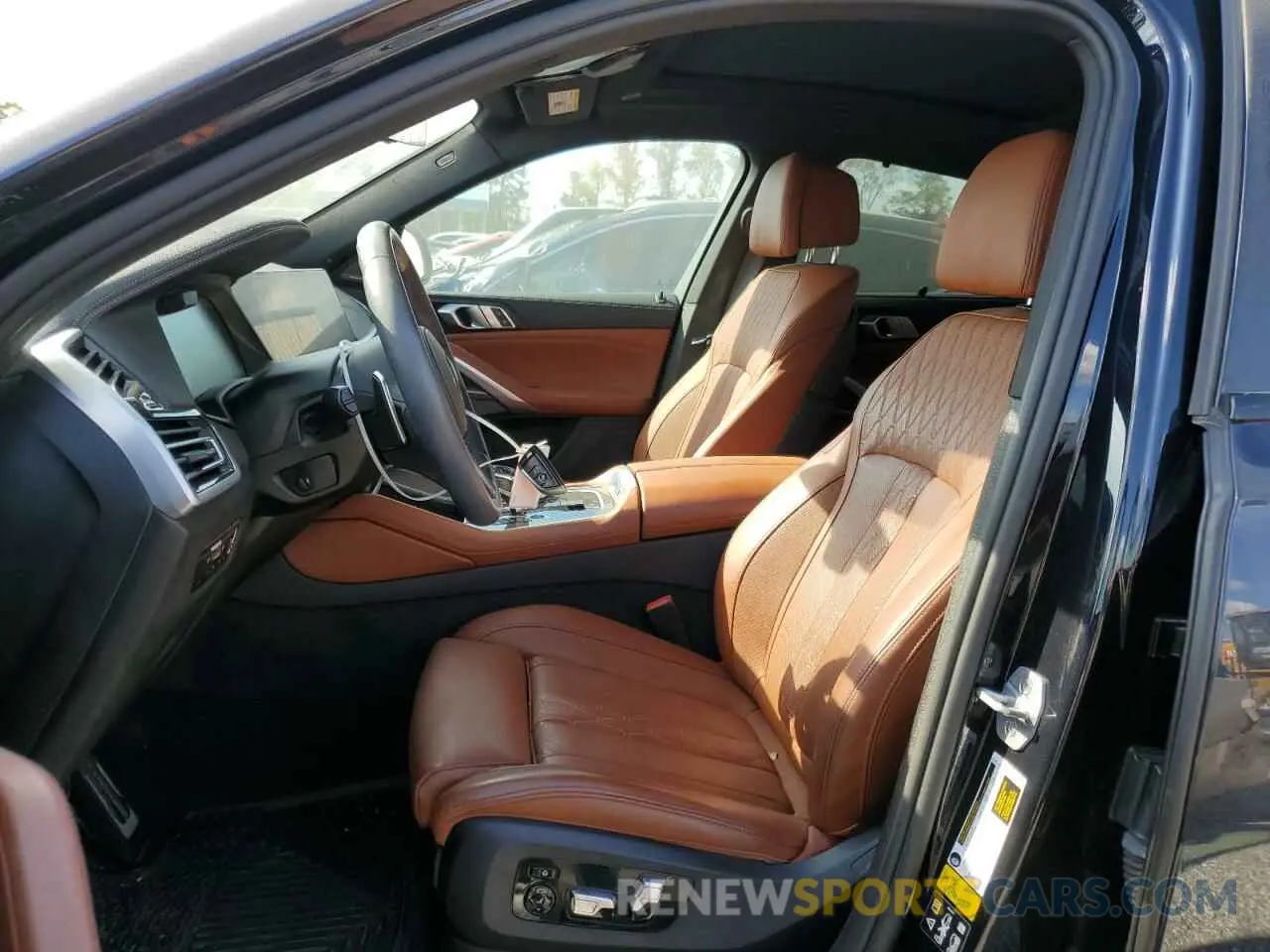 7 Photograph of a damaged car 5UXCY6C07P9R82845 BMW X6 2023