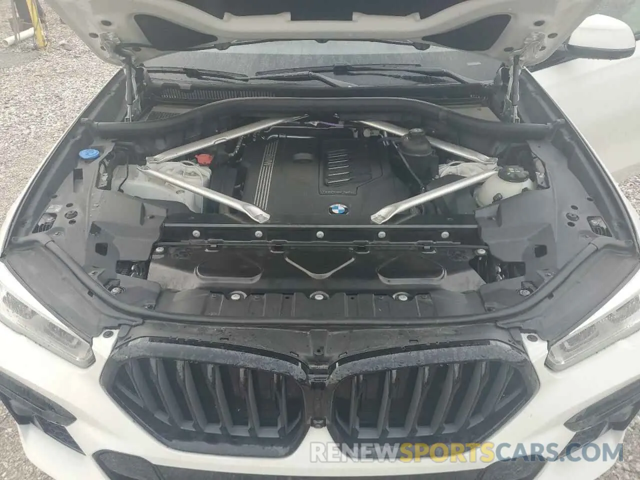 12 Photograph of a damaged car 5UXCY6C08P9R45125 BMW X6 2023