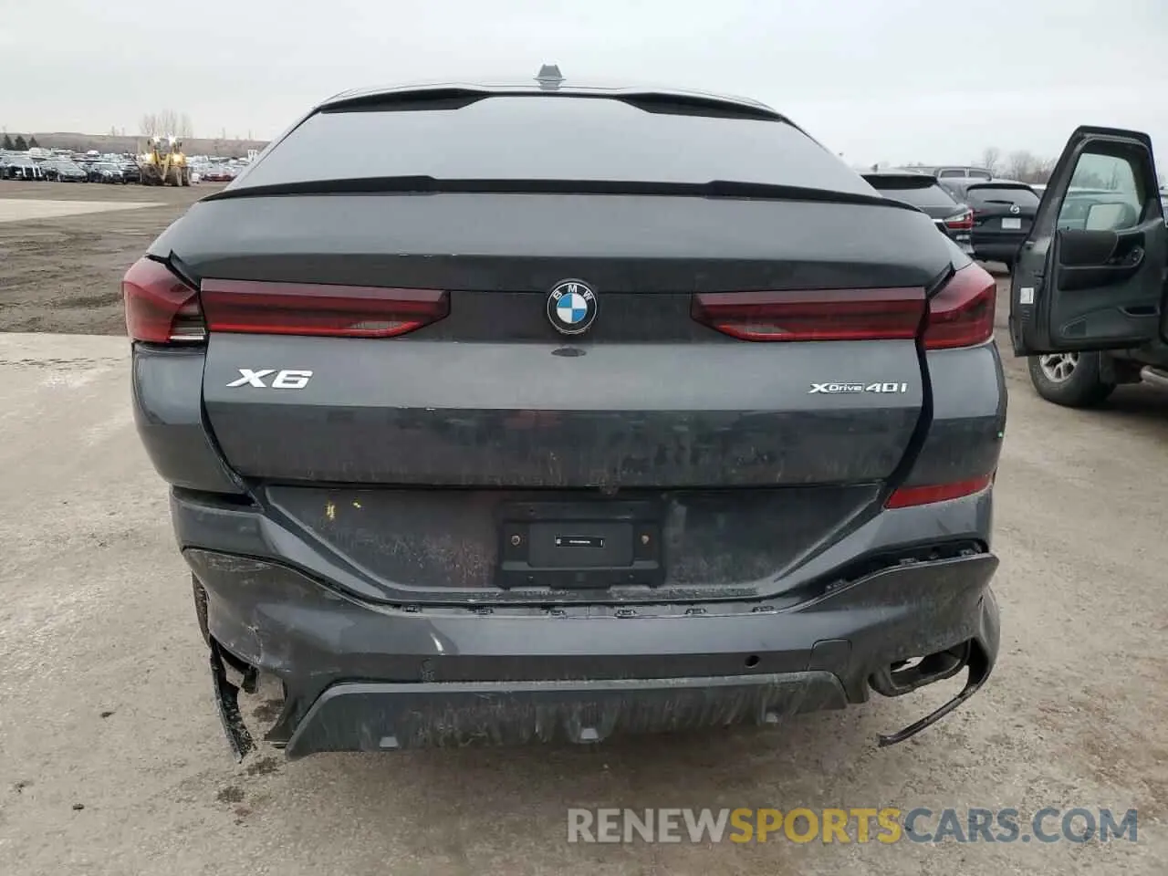6 Photograph of a damaged car 5UX33EX01R9T50154 BMW X6 2024