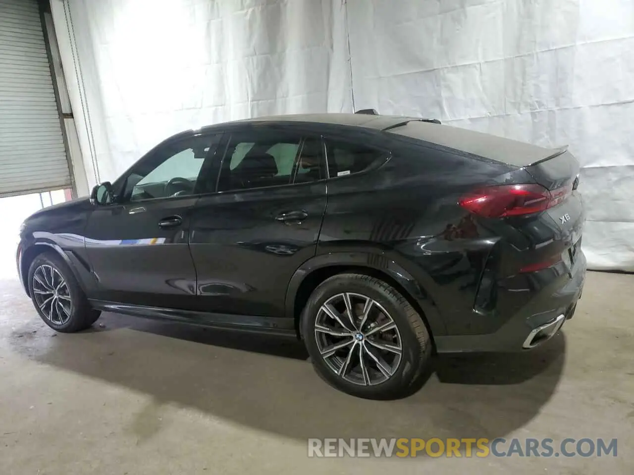 2 Photograph of a damaged car 5UX33EX01R9T93344 BMW X6 2024