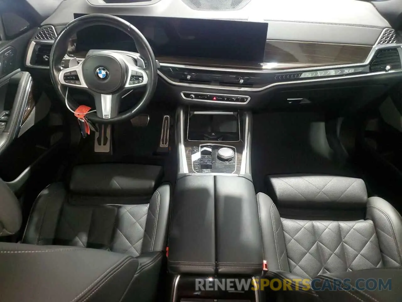 8 Photograph of a damaged car 5UX33EX01R9T93344 BMW X6 2024