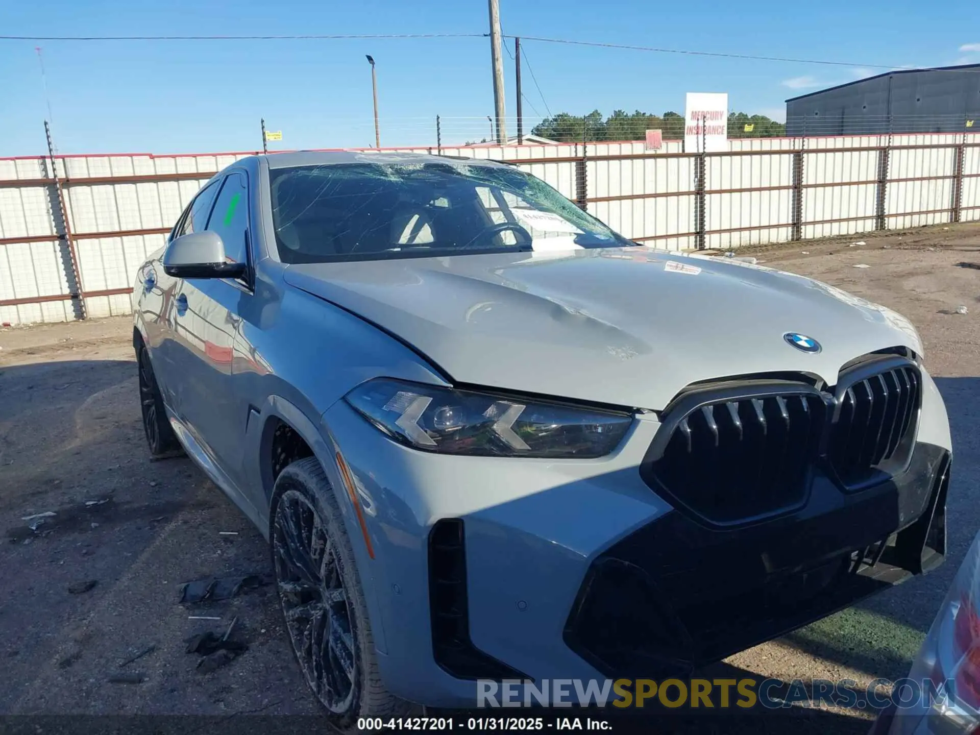 1 Photograph of a damaged car 5UX33EX02R9T41673 BMW X6 2024