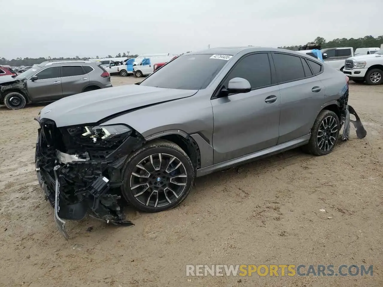 1 Photograph of a damaged car 5UX33EX05R9T73095 BMW X6 2024