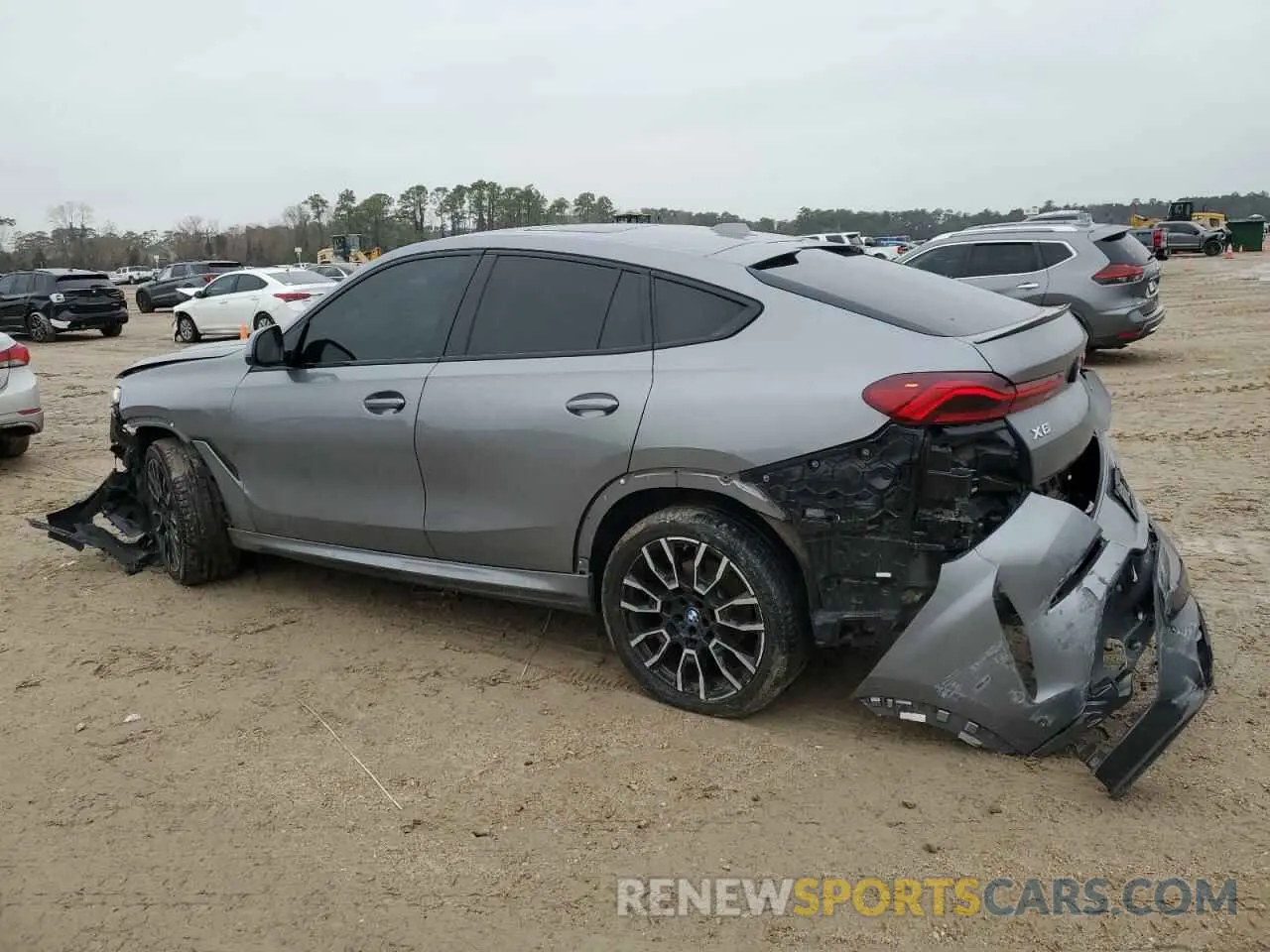 2 Photograph of a damaged car 5UX33EX05R9T73095 BMW X6 2024