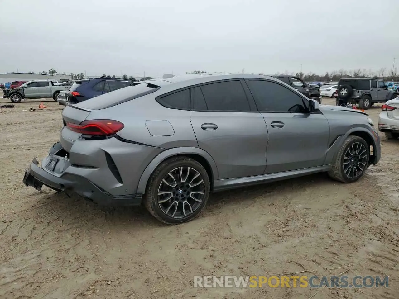 3 Photograph of a damaged car 5UX33EX05R9T73095 BMW X6 2024