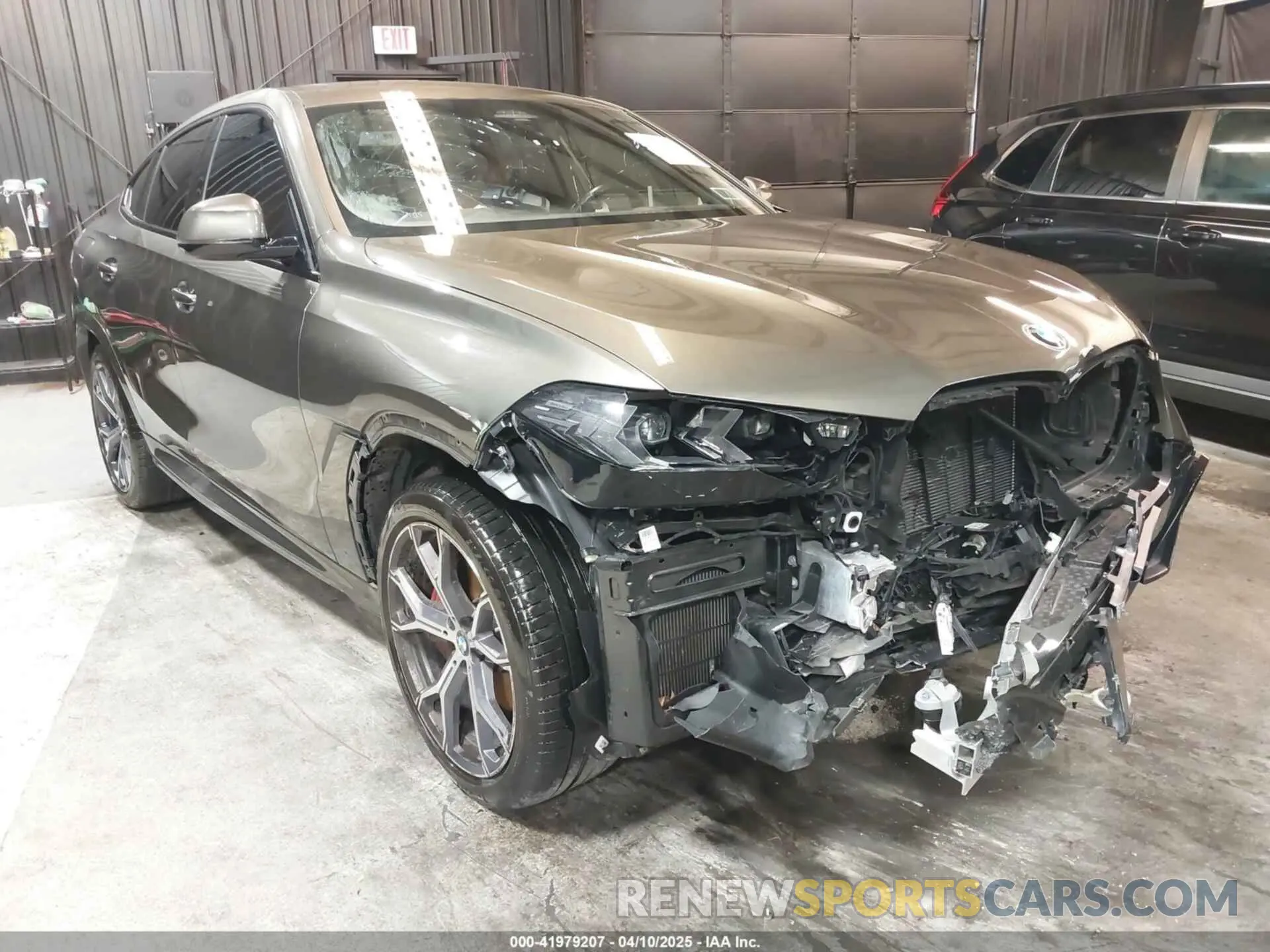 1 Photograph of a damaged car 5UX33EX07R9T11763 BMW X6 2024