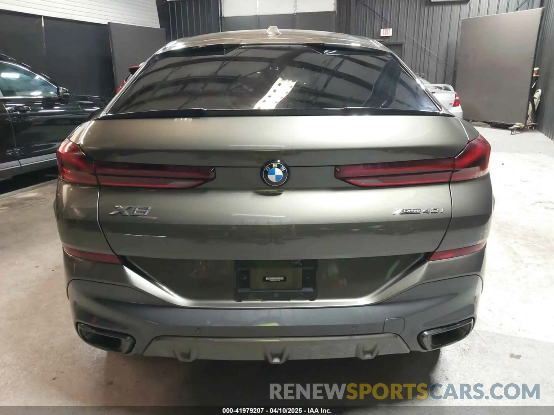 16 Photograph of a damaged car 5UX33EX07R9T11763 BMW X6 2024