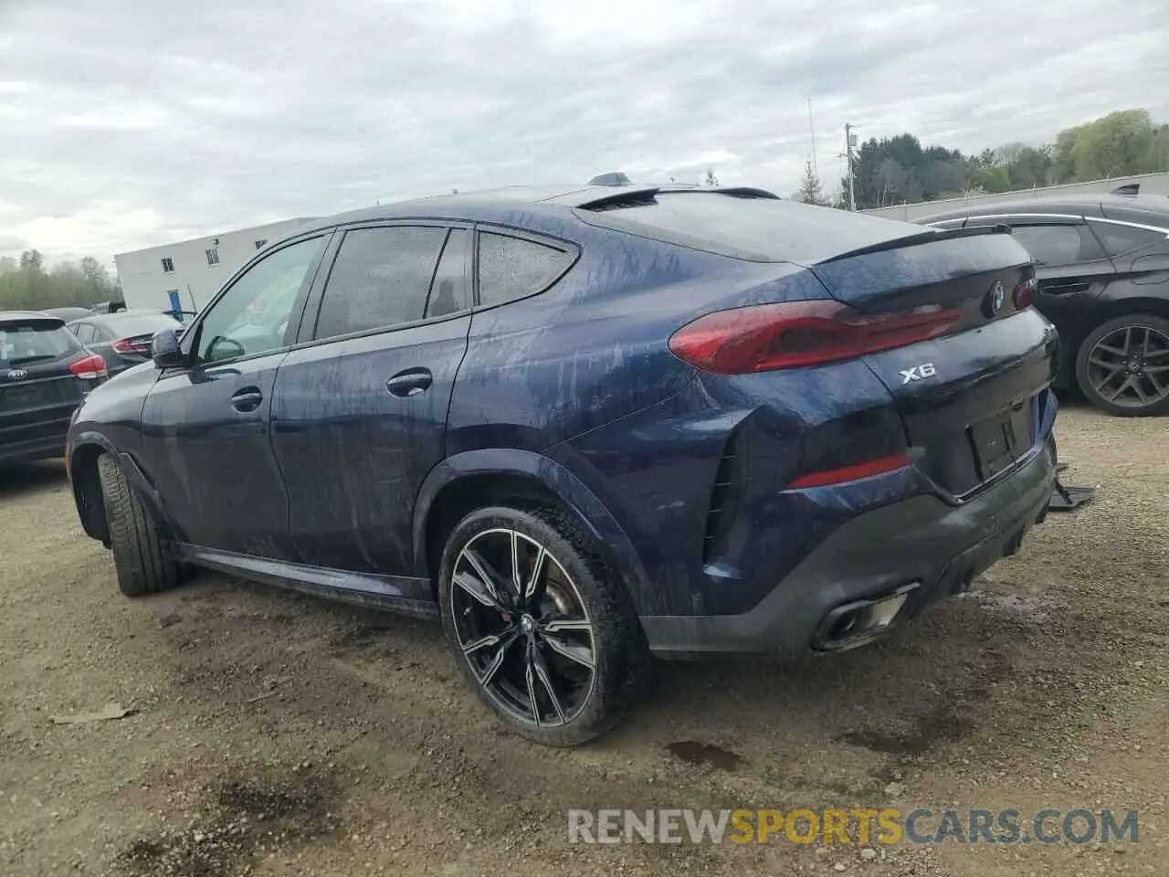 2 Photograph of a damaged car 5UX33EX07R9T53379 BMW X6 2024