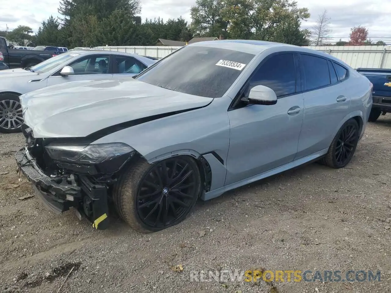 1 Photograph of a damaged car 5UX33EX09R9T96251 BMW X6 2024
