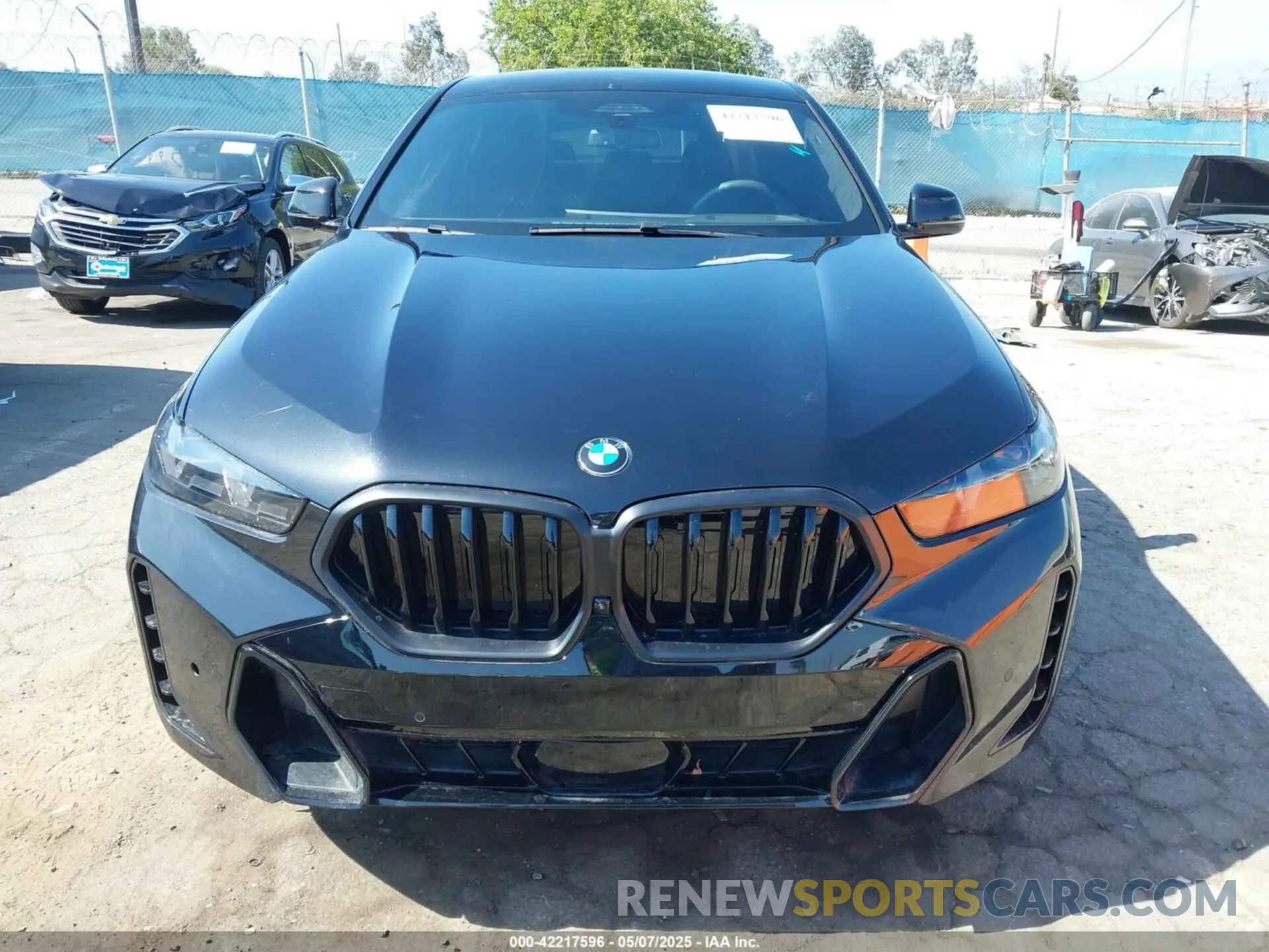 12 Photograph of a damaged car 5UX33EX09R9U76990 BMW X6 2024