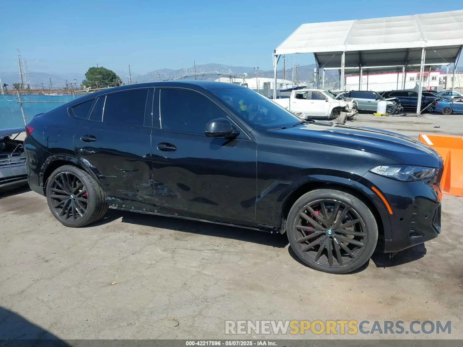 13 Photograph of a damaged car 5UX33EX09R9U76990 BMW X6 2024