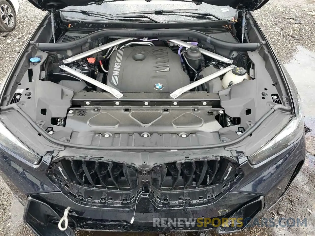 12 Photograph of a damaged car 5UX33EX09R9V09938 BMW X6 2024