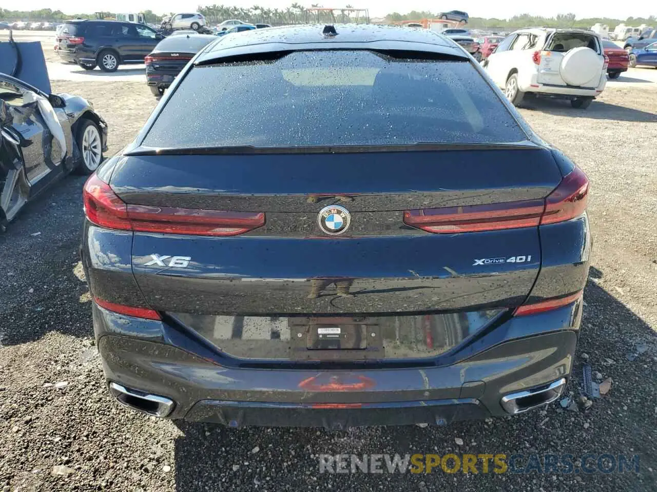 6 Photograph of a damaged car 5UX33EX09R9V09938 BMW X6 2024