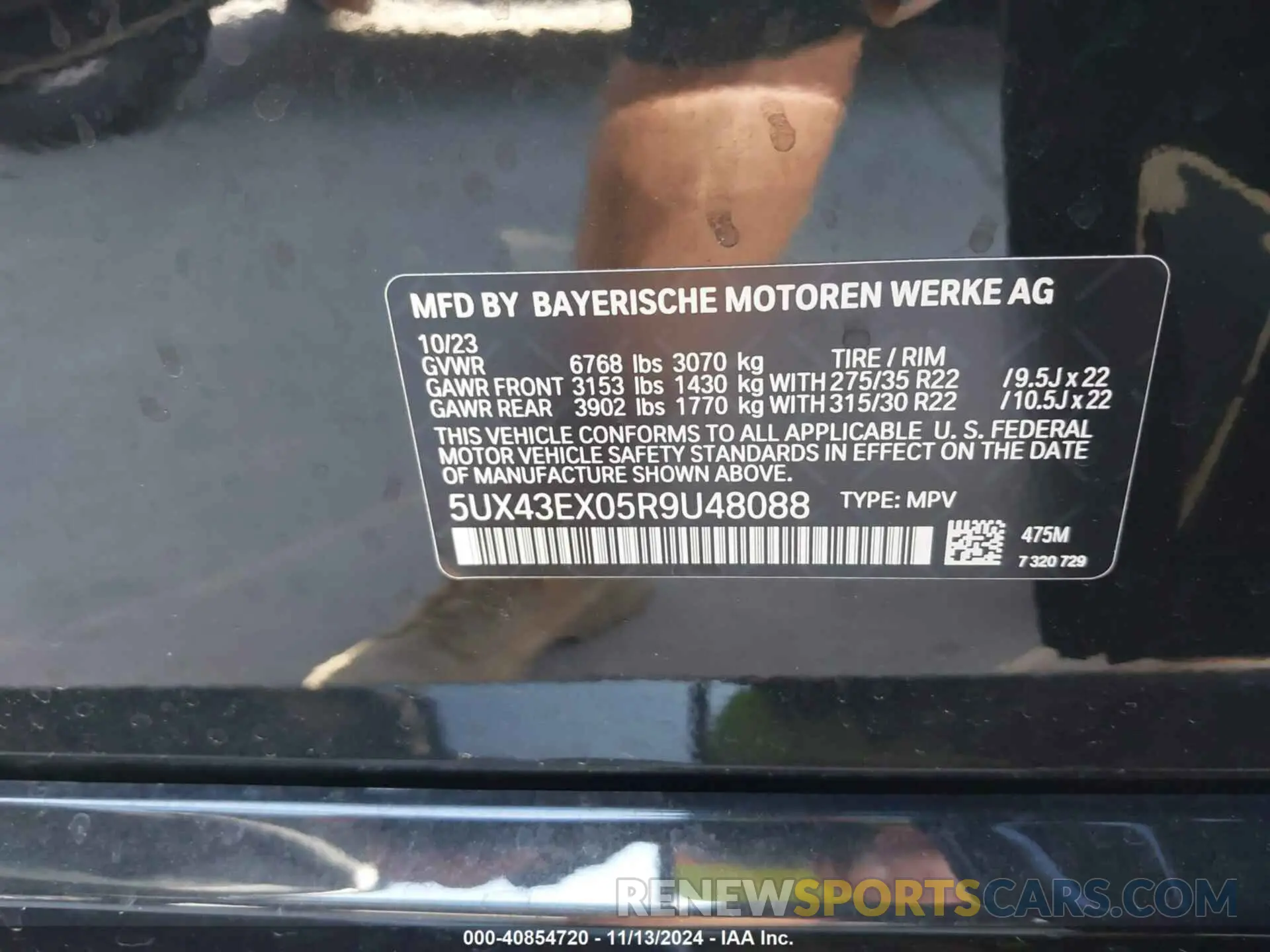 9 Photograph of a damaged car 5UX43EX05R9U48088 BMW X6 2024