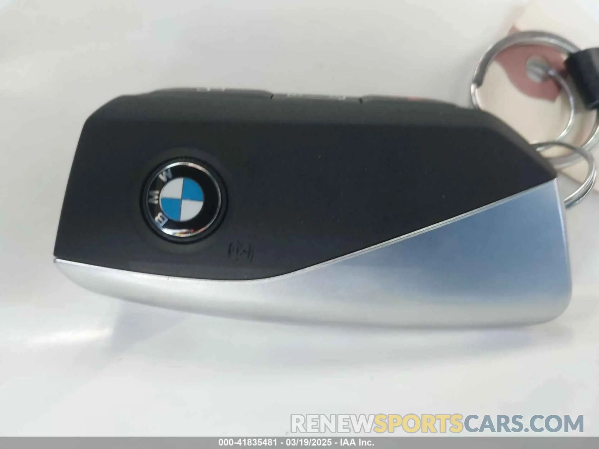 11 Photograph of a damaged car 5UX33EX01S9Z04573 BMW X6 2025