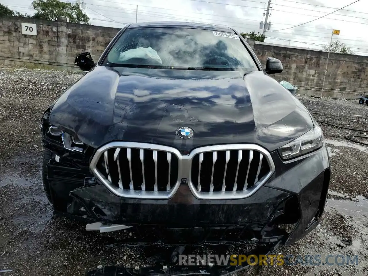 5 Photograph of a damaged car 5UX33EX02S9W41784 BMW X6 2025