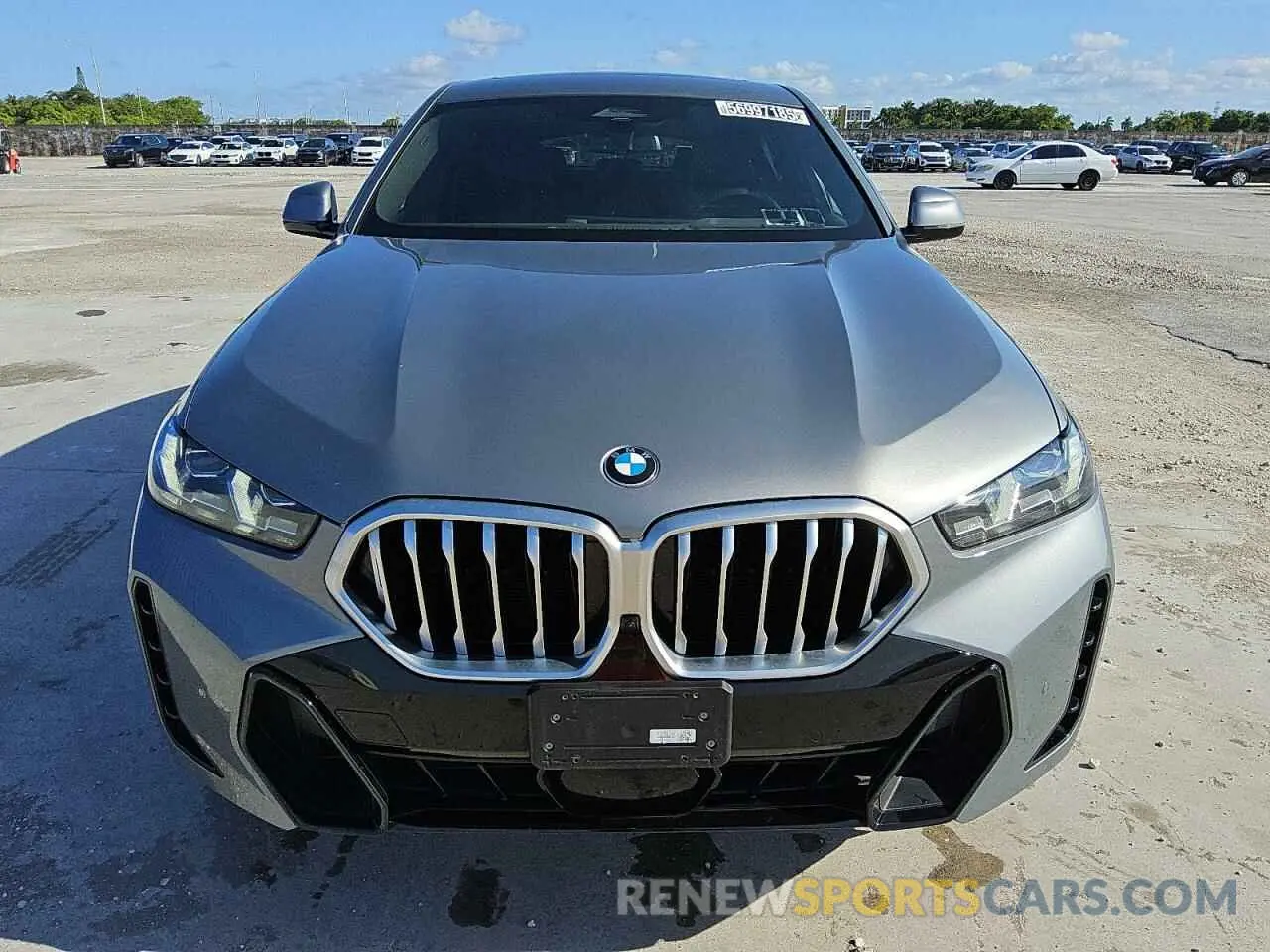 5 Photograph of a damaged car 5UX33EX02S9W99295 BMW X6 2025