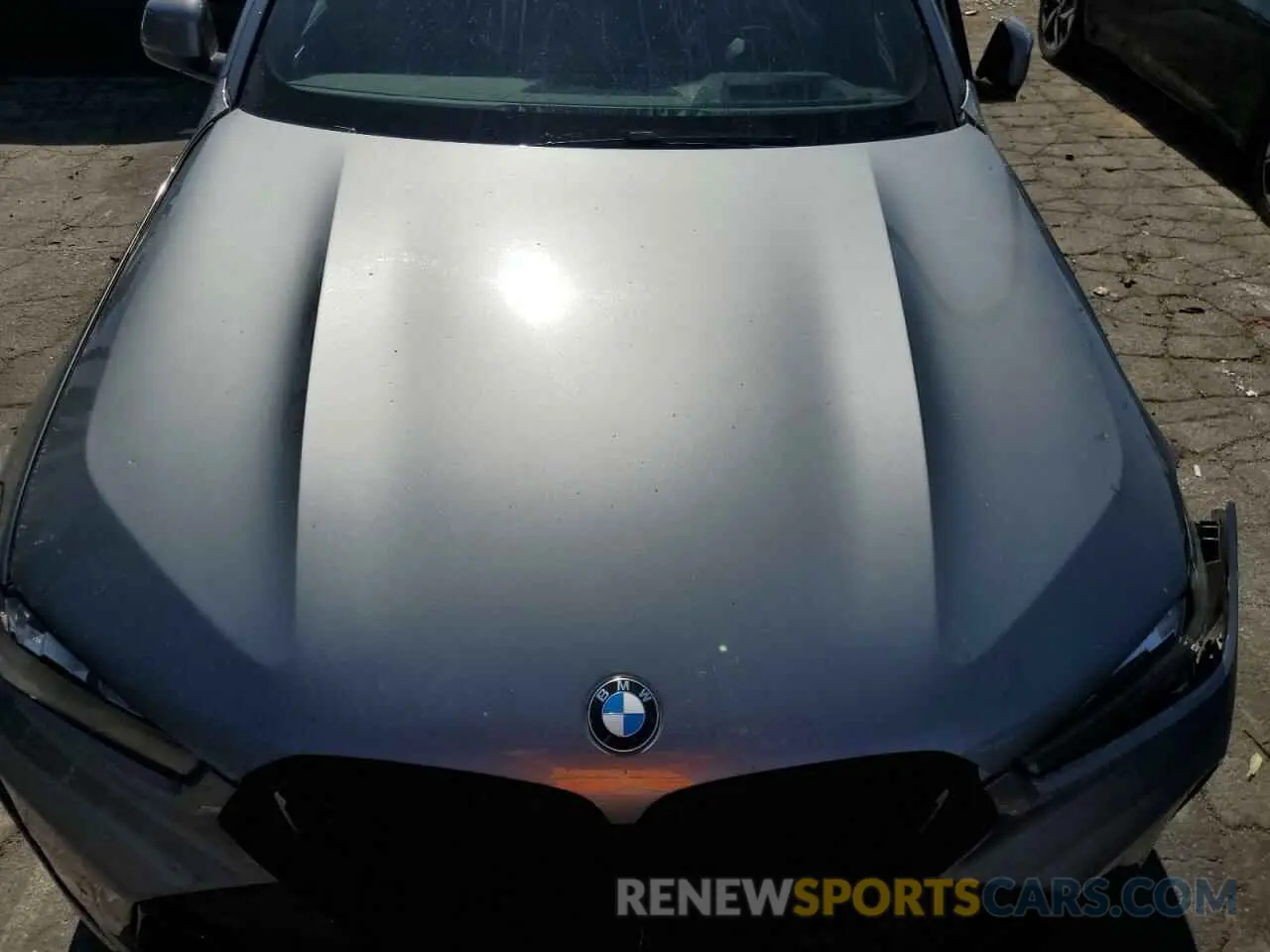 12 Photograph of a damaged car 5UX33EX03S9X00132 BMW X6 2025