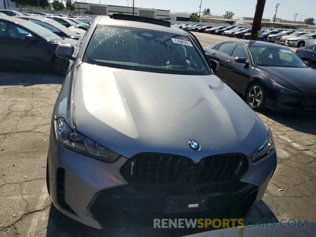 5 Photograph of a damaged car 5UX33EX03S9X00132 BMW X6 2025