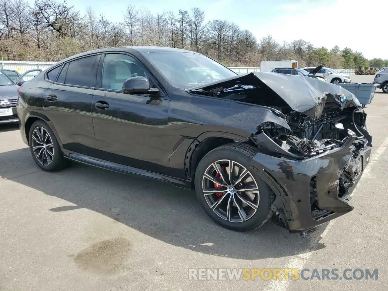 4 Photograph of a damaged car 5UX33EX05S9Z28763 BMW X6 2025