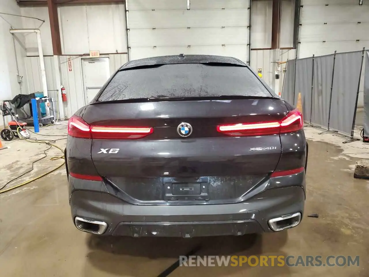 6 Photograph of a damaged car 5UX33EX09S9X20241 BMW X6 2025