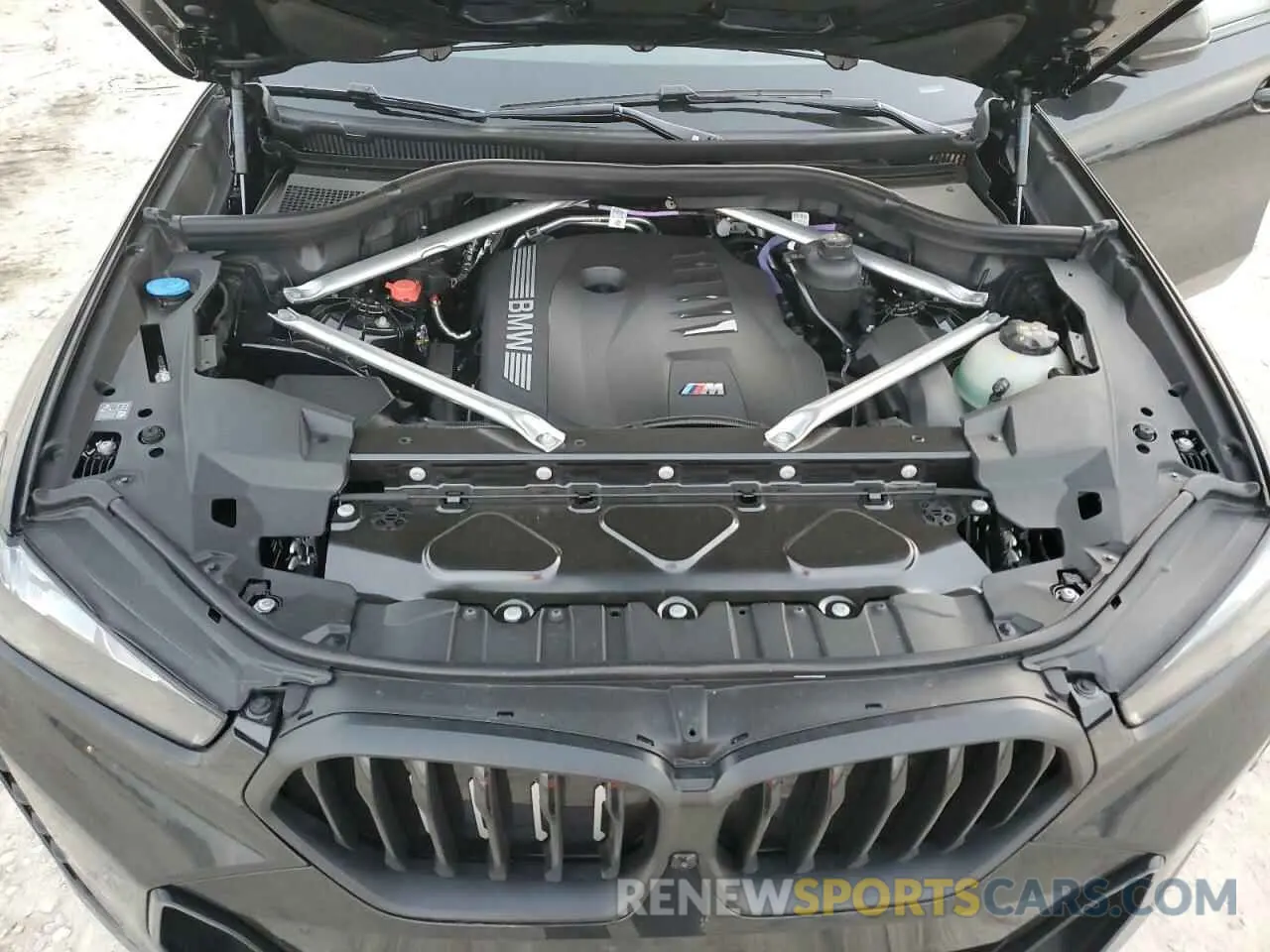 12 Photograph of a damaged car 5UX33EX09S9Y26463 BMW X6 2025