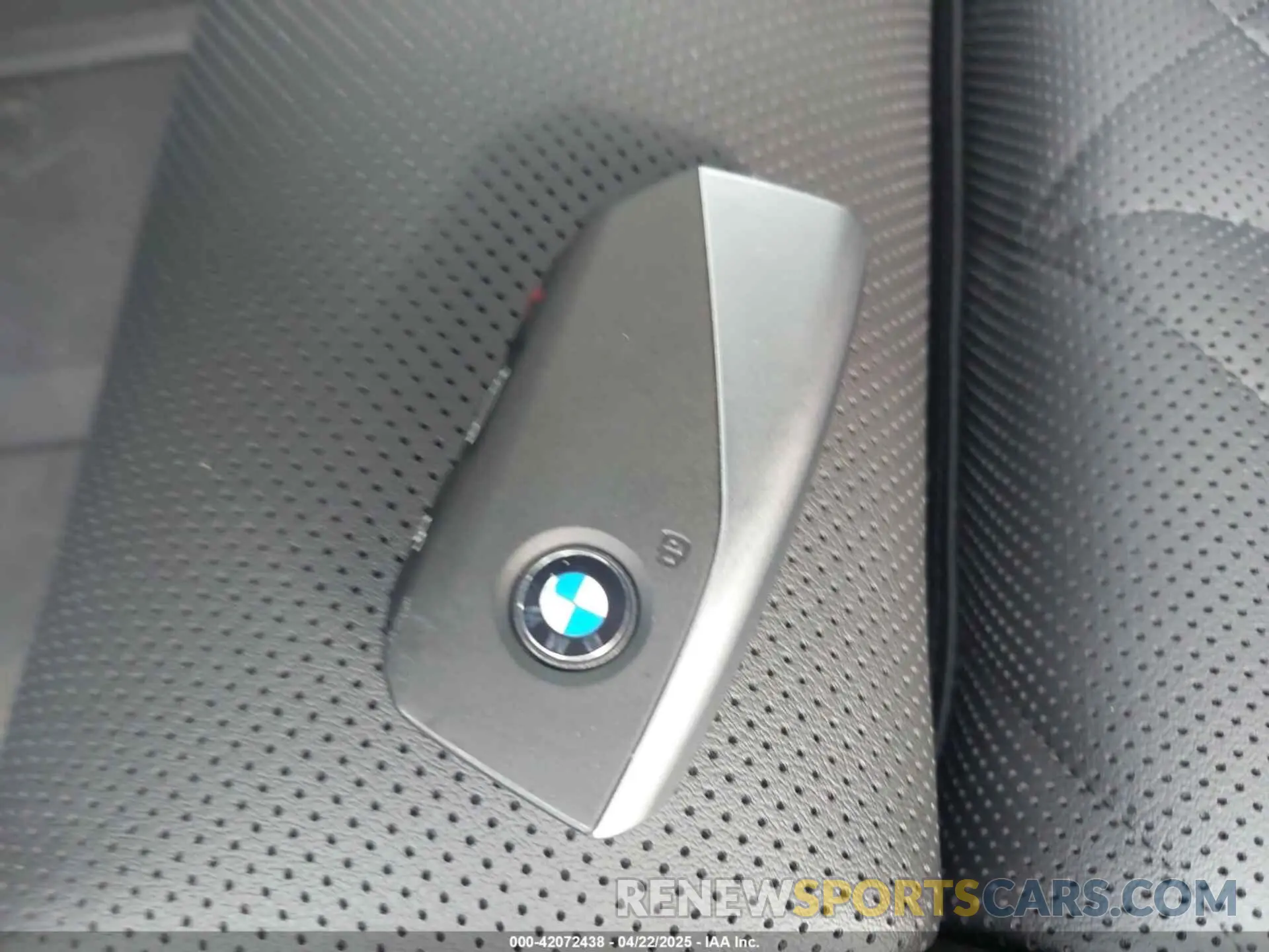 11 Photograph of a damaged car 5UX33EX09S9Y89594 BMW X6 2025