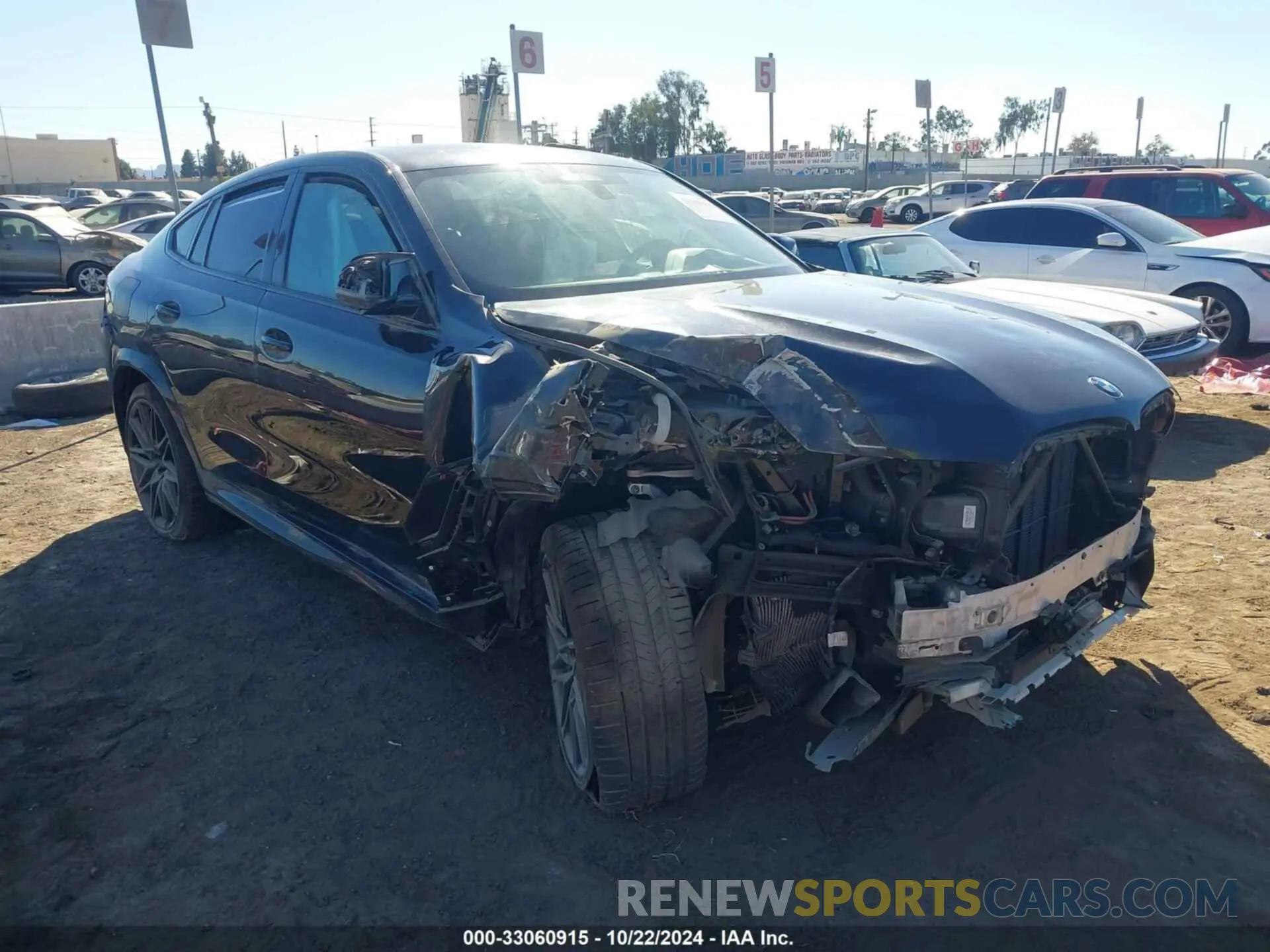 1 Photograph of a damaged car 5YMCY0C02M9G22080 BMW X6 M 2021