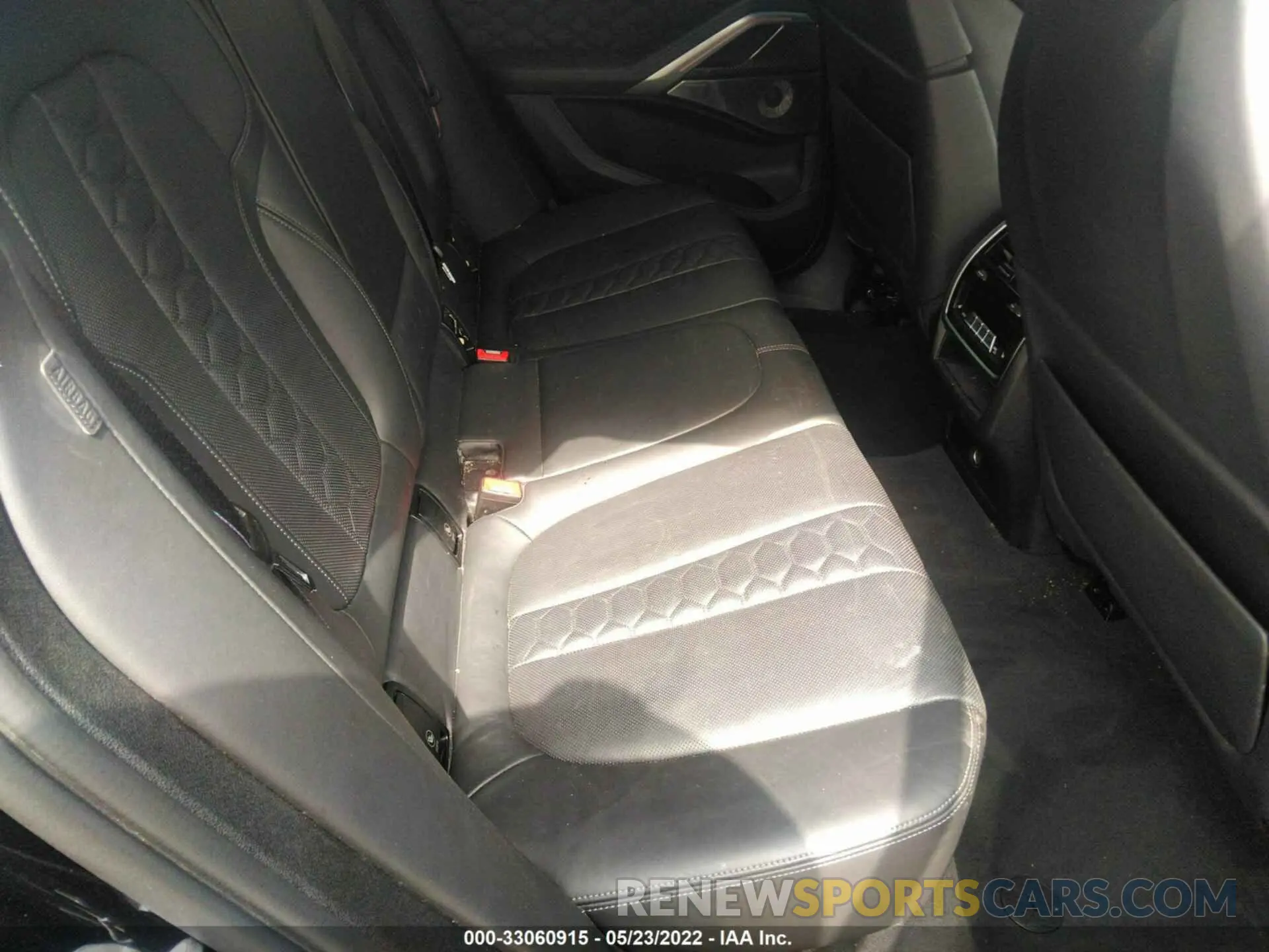 8 Photograph of a damaged car 5YMCY0C02M9G22080 BMW X6 M 2021