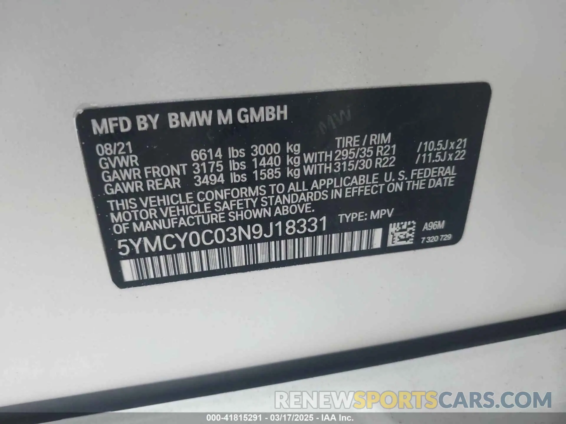 9 Photograph of a damaged car 5YMCY0C03N9J18331 BMW X6 M 2022