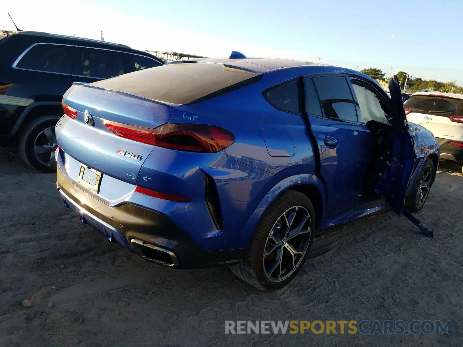 4 Photograph of a damaged car 5UXCY8C04L9B13838 BMW X6 M50I 2020