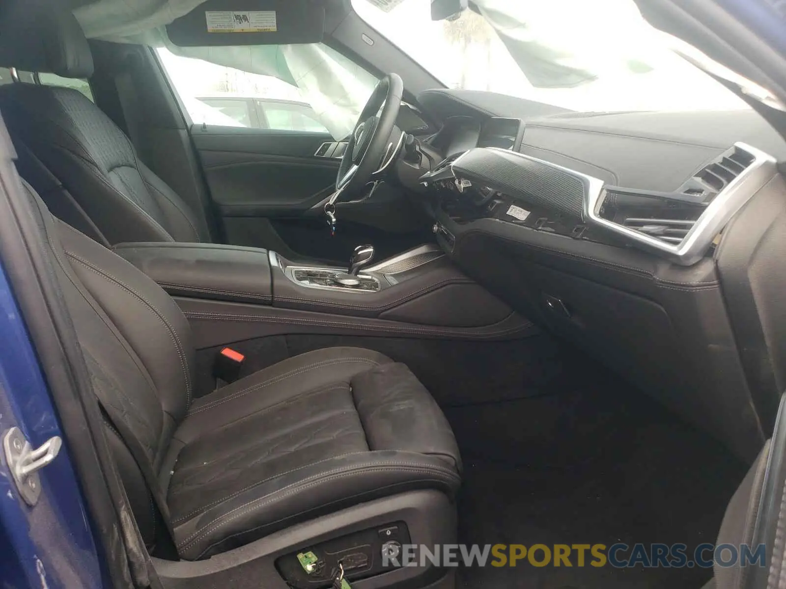 5 Photograph of a damaged car 5UXCY8C04L9B13838 BMW X6 M50I 2020