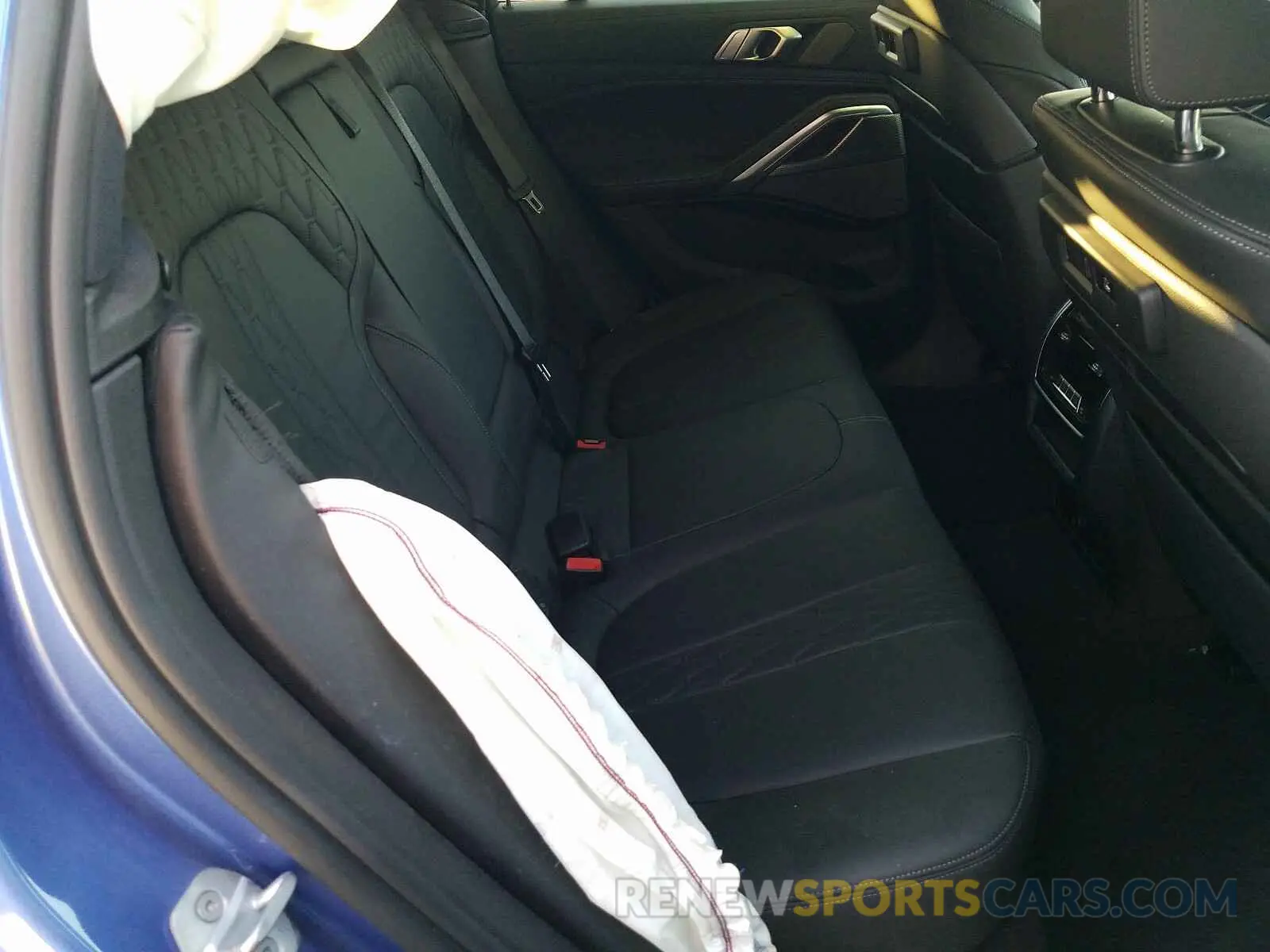 6 Photograph of a damaged car 5UXCY8C04L9B13838 BMW X6 M50I 2020