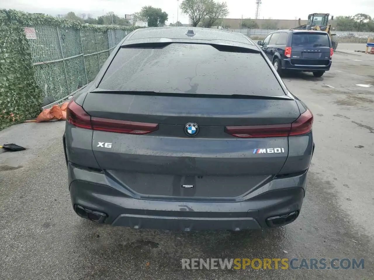 6 Photograph of a damaged car 5UX43EX03R9T35305 BMW X6 M60I 2024