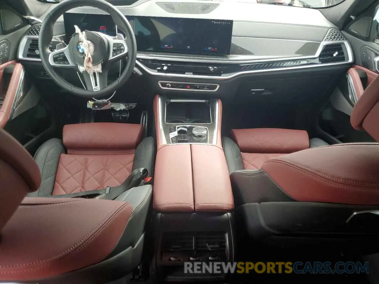 8 Photograph of a damaged car 5UX43EX03R9T35305 BMW X6 M60I 2024