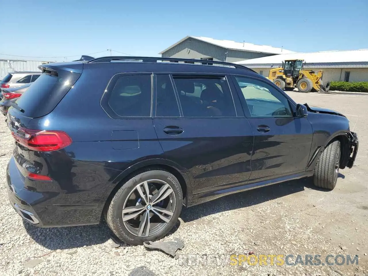 3 Photograph of a damaged car 5UXCW2C50KL081998 BMW X7 2019