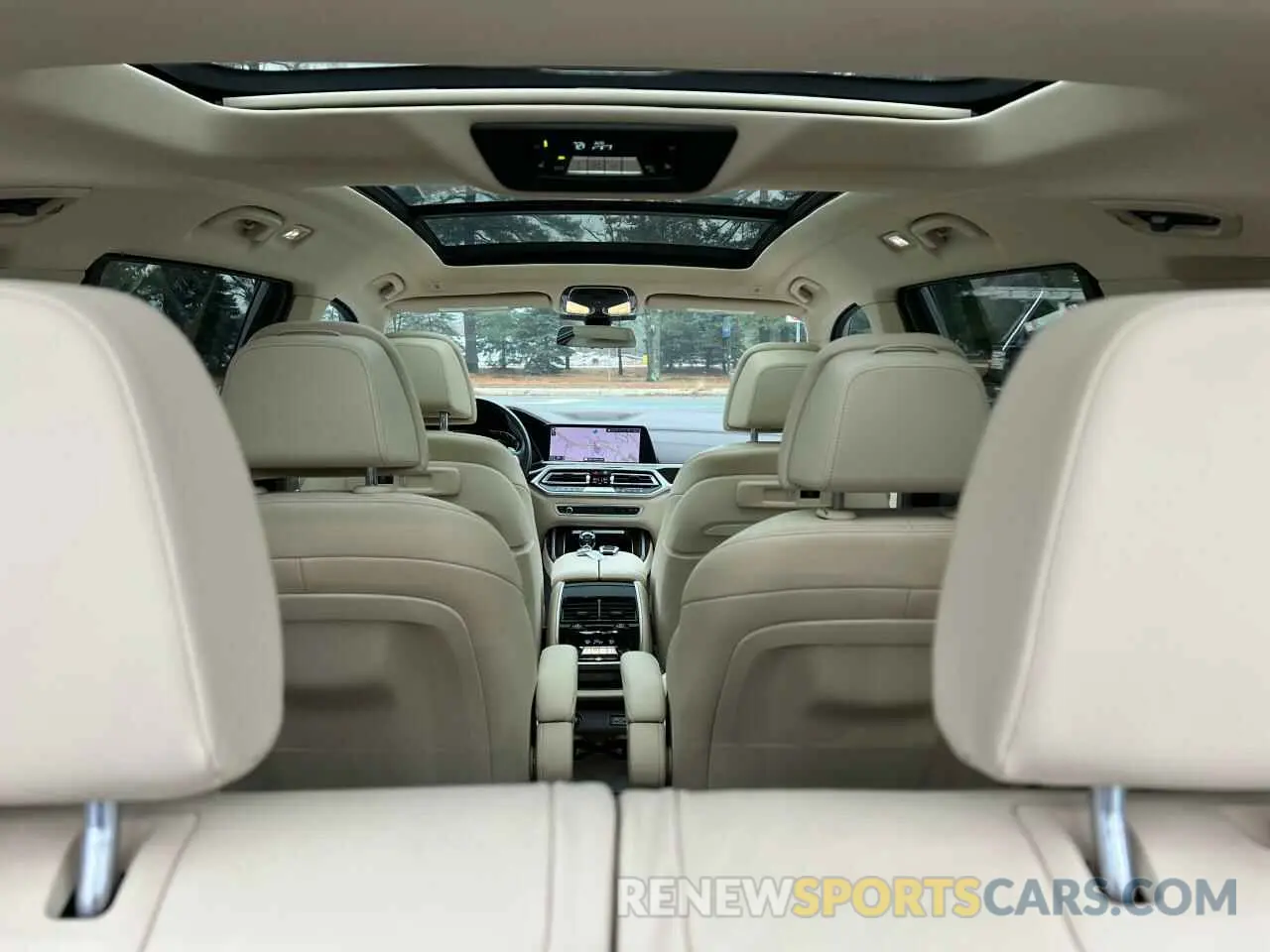 9 Photograph of a damaged car 5UXCW2C51KL083601 BMW X7 2019