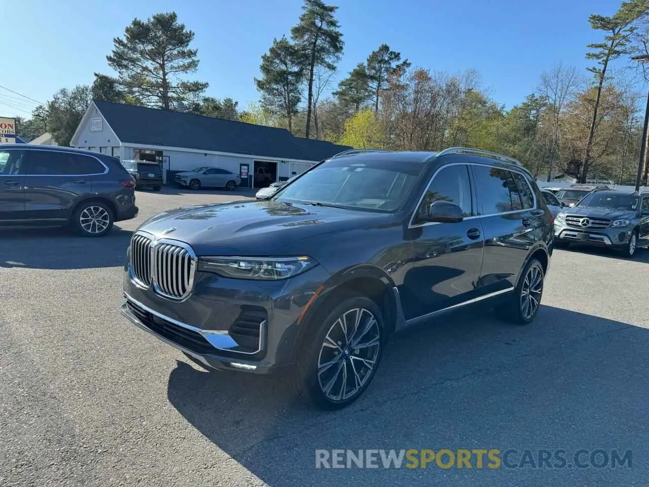 1 Photograph of a damaged car 5UXCW2C51KL086093 BMW X7 2019