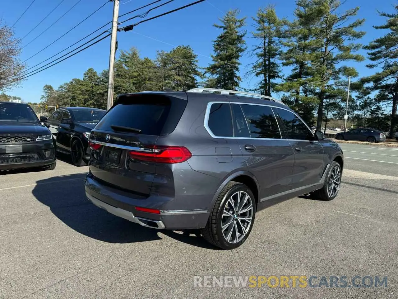 3 Photograph of a damaged car 5UXCW2C51KL086093 BMW X7 2019