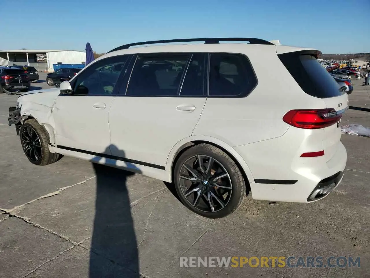 2 Photograph of a damaged car 5UXCW2C52KL089472 BMW X7 2019