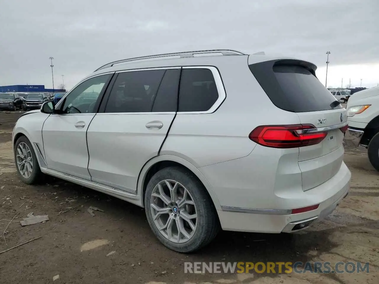 2 Photograph of a damaged car 5UXCW2C53KL081204 BMW X7 2019