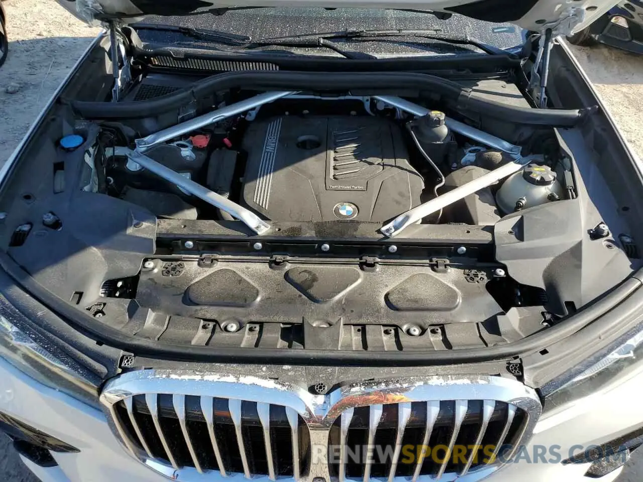 12 Photograph of a damaged car 5UXCW2C53KL081235 BMW X7 2019