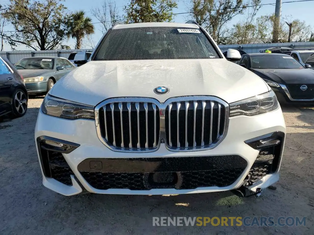 5 Photograph of a damaged car 5UXCW2C53KL081235 BMW X7 2019